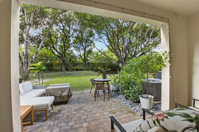 $515,000 | 2650 Webb Avenue, Delray Beach, FL 33444