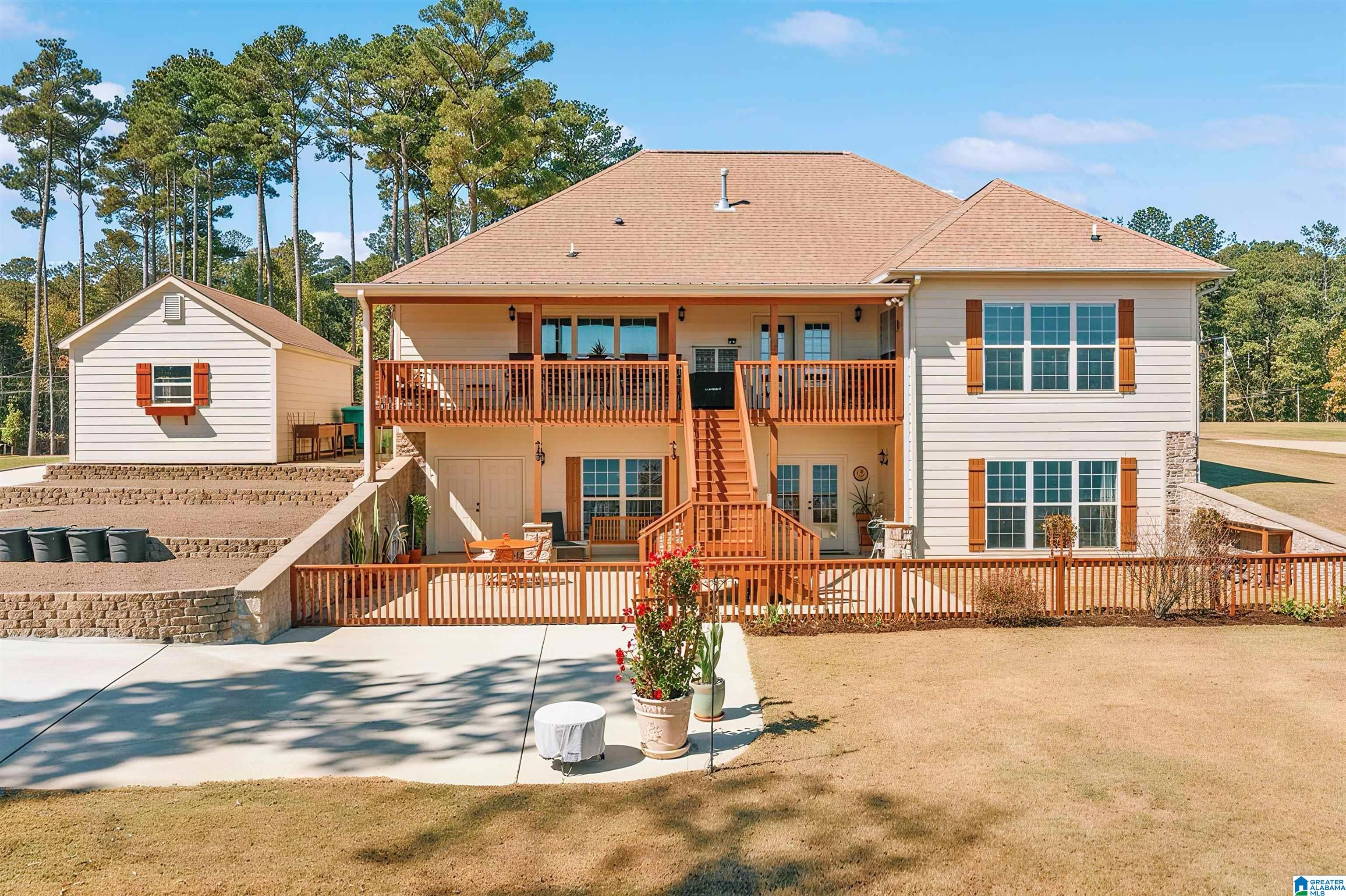 105 Timber Trail Sylacauga, AL 35151 - Photo 4 of 56