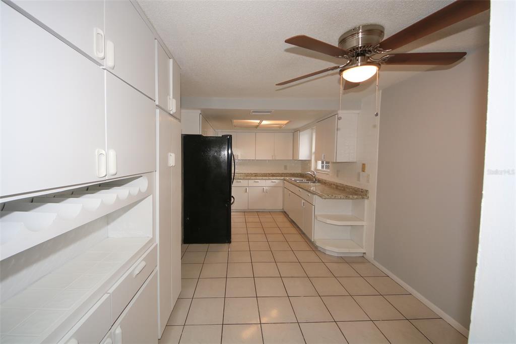 10740 Oldham Road Port Richey, FL 34668 - Photo 6 of 25 Gallery Image 6