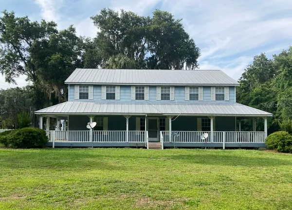$1,300 | 5601 Ave H, Unit 2, McIntosh, FL 32664