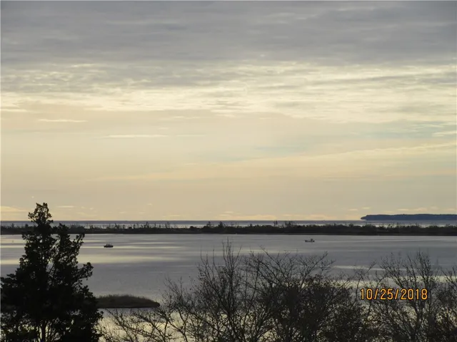 $1,995 | 5443 Post Road, Unit 2, Charlestown, RI 02813