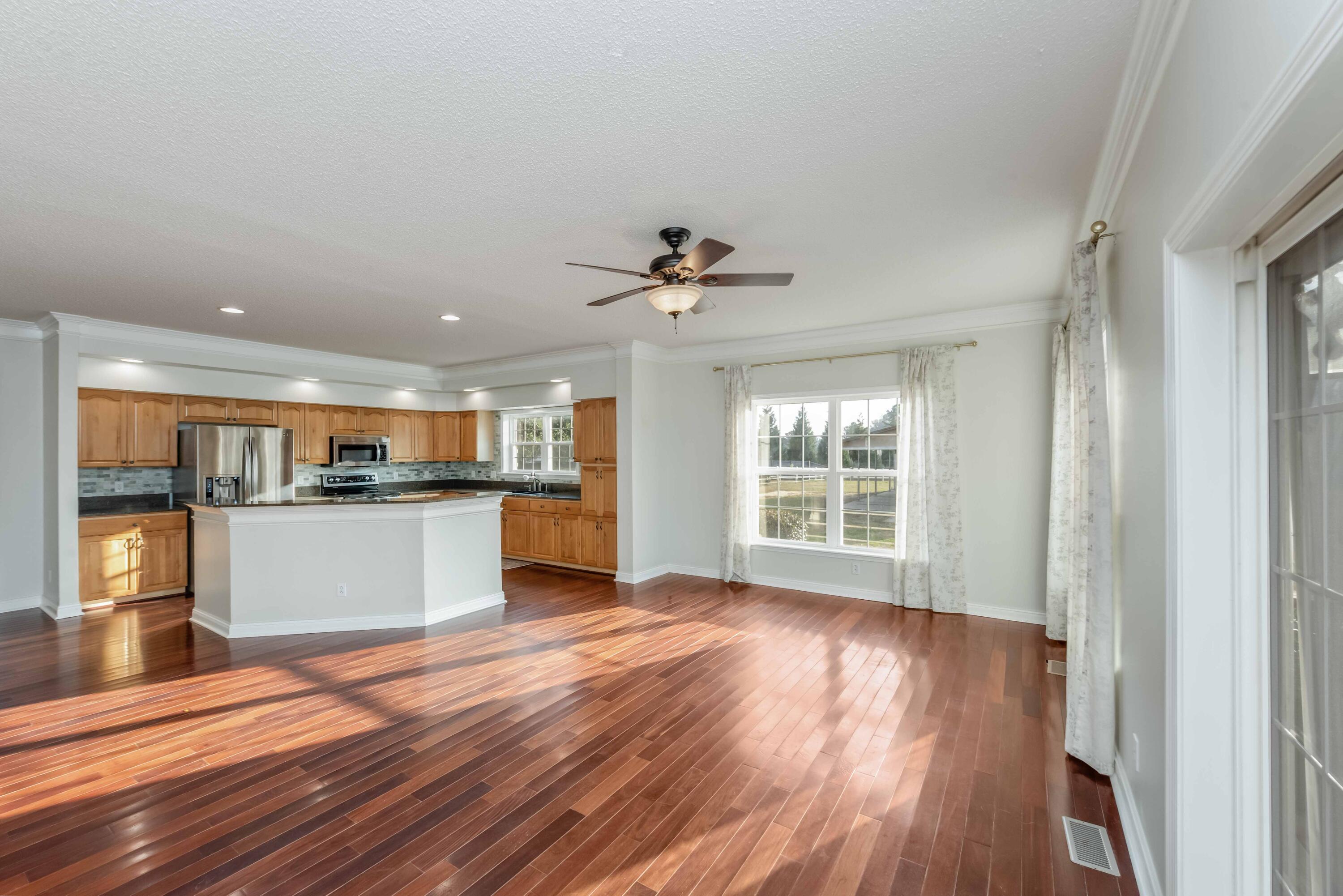 113 Rookery Court Summerville, SC 29483 - Photo 21 of 65 113 Rookery Court Interiors LR-15
