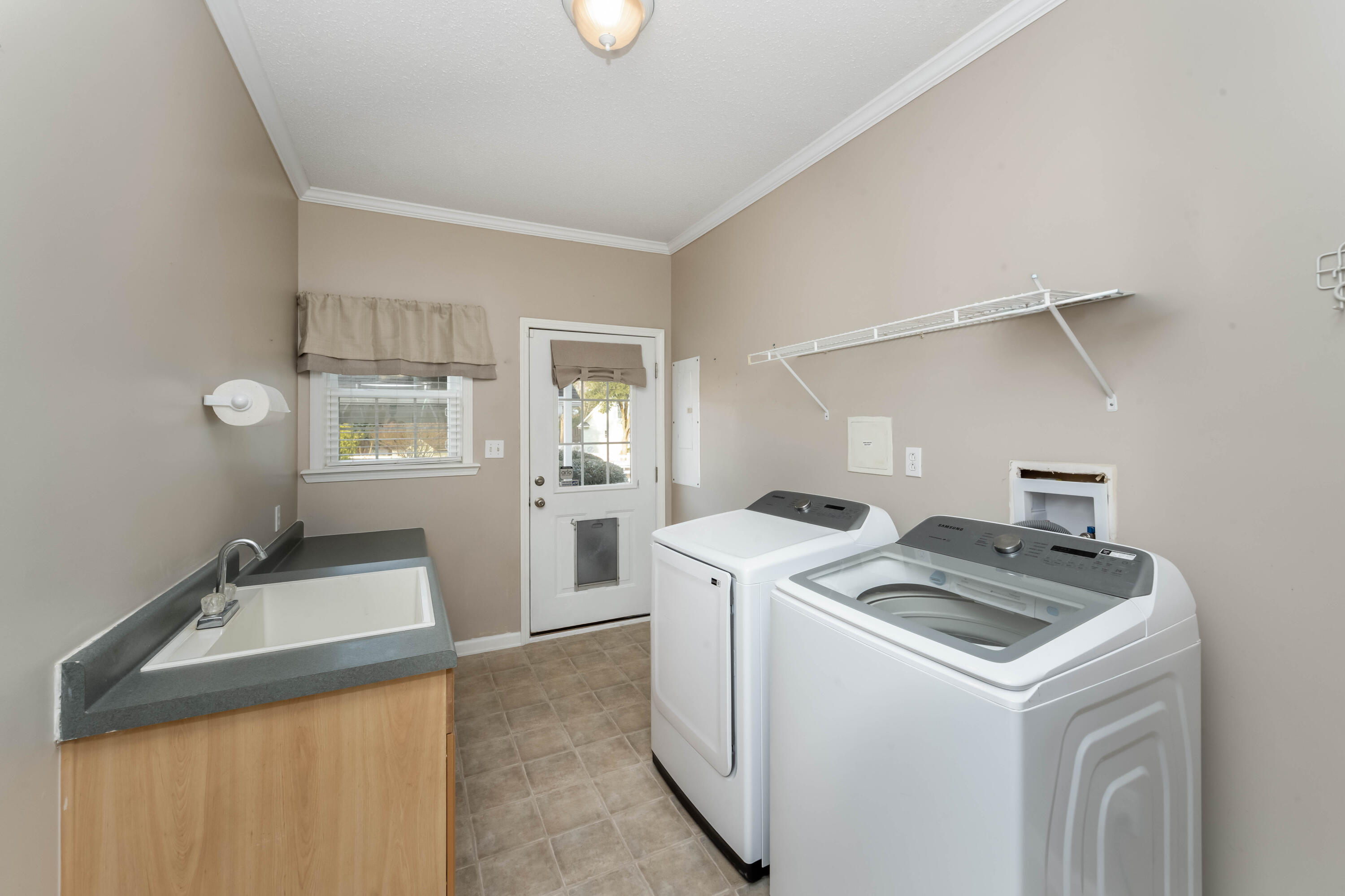 113 Rookery Court Summerville, SC 29483 - Photo 35 of 65 113 Rookery Court Interiors LR-37