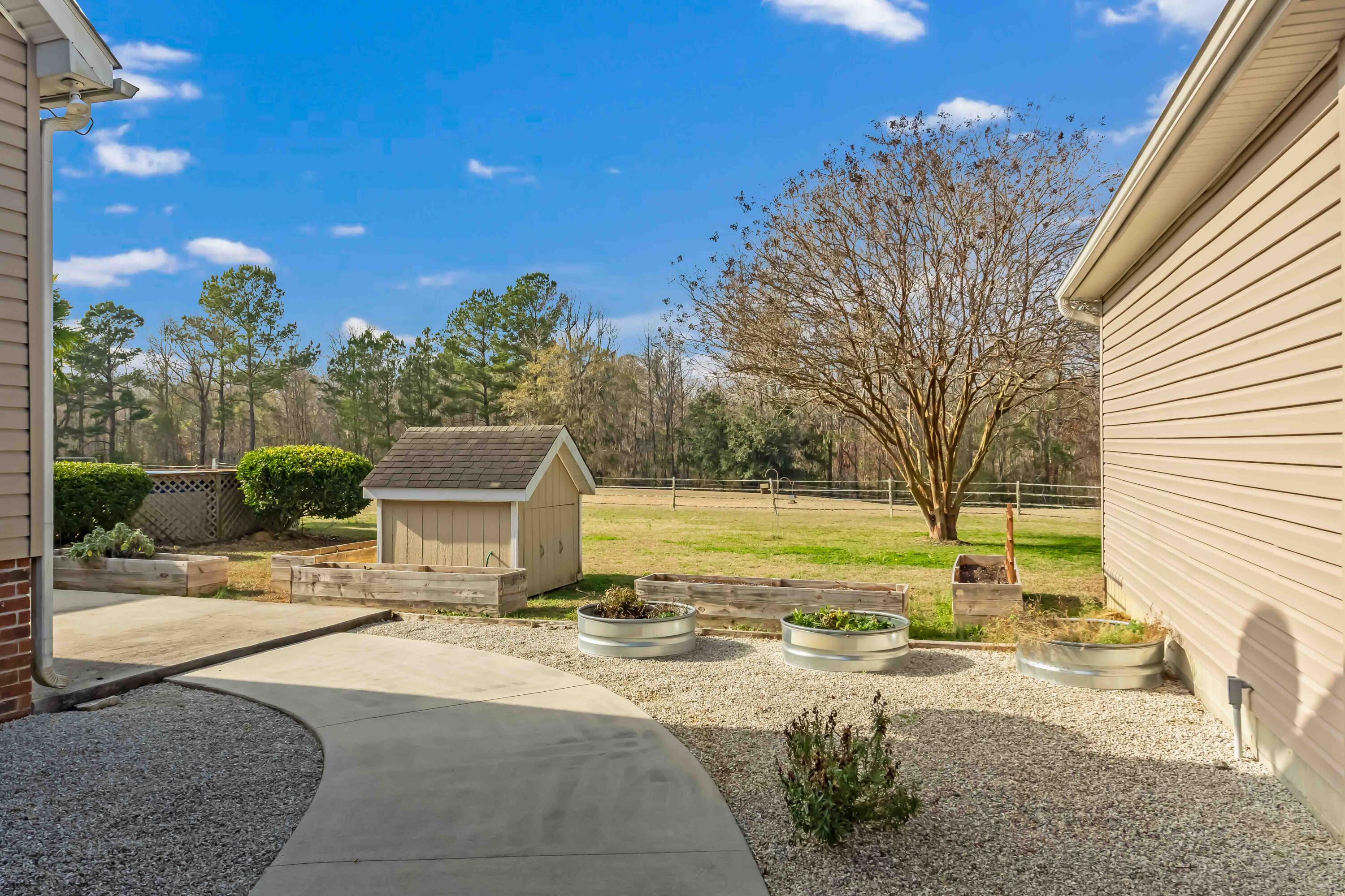 113 Rookery Court Summerville, SC 29483 - Photo 49 of 65 113 Rookery Court Exteriors LR-11