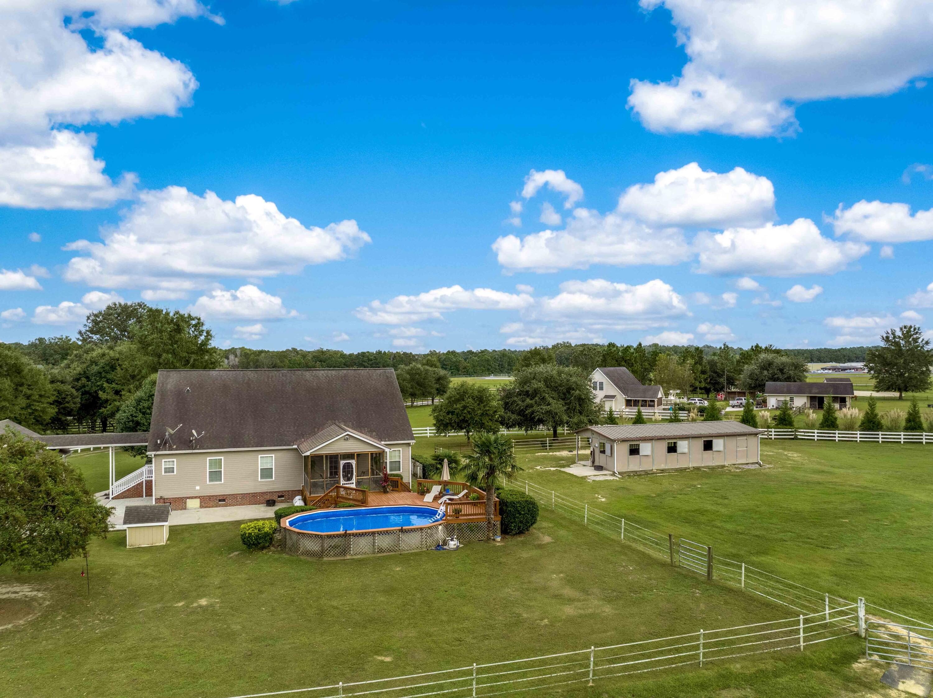 113 Rookery Court Summerville, SC 29483 - Photo 51 of 65 113 Rookery Spring Shots-14