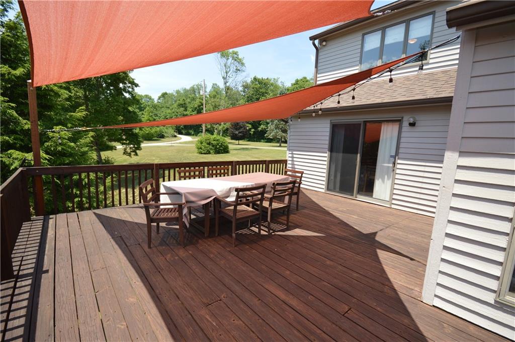 714 Park Road Clinton, PA 15026 - Photo 3 of 25 Gallery Image 3