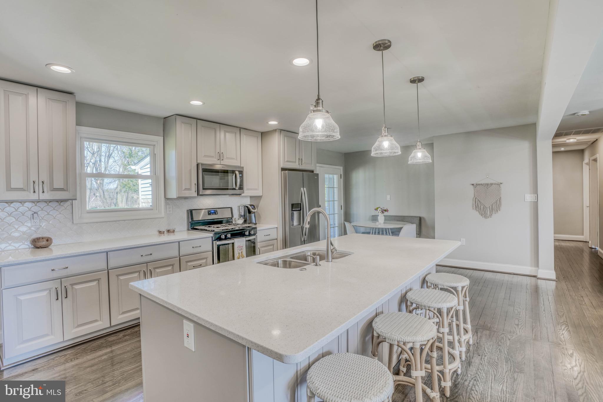 2818 Pinewick Road Ellicott City, MD 21042 - Photo 16 of 75 Open Kitchen/Dining