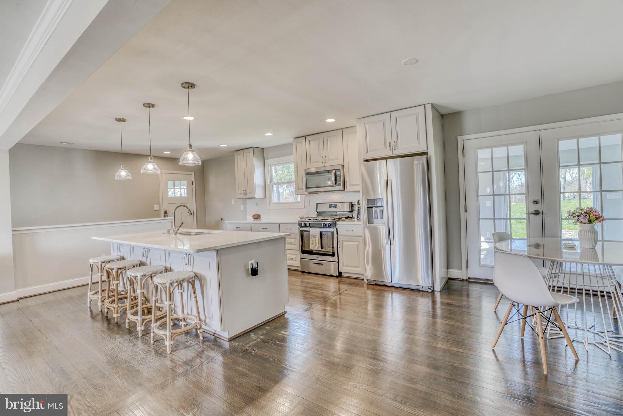 2818 Pinewick Road Ellicott City, MD 21042 - Photo 29 of 75 Gallery Image 29