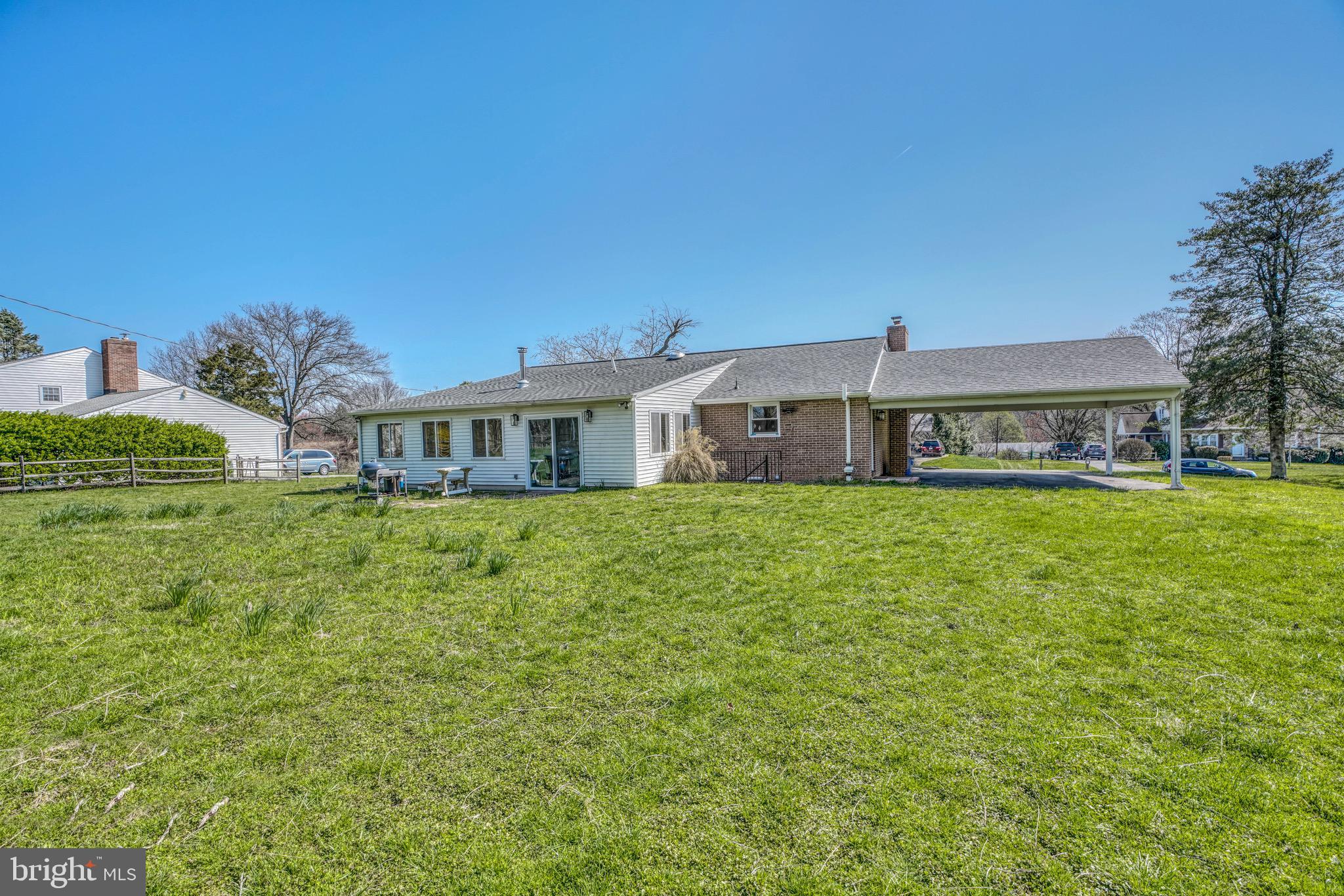 2818 Pinewick Road Ellicott City, MD 21042 - Photo 72 of 75 Gallery Image 72