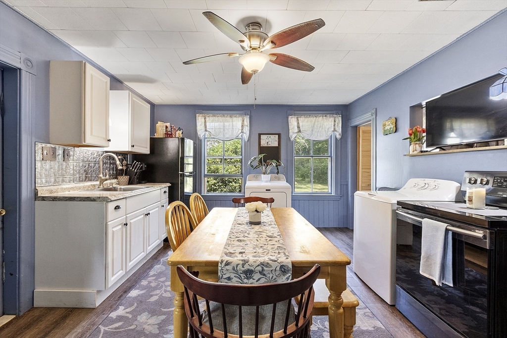 171 South Road Templeton, MA 01436 - Photo 13 of 38 a kitchen with a stove a sink and a refrigerator