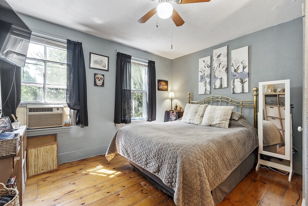 171 South Road Templeton, MA 01436 - Photo 25 of 38 a bedroom with a large bed and a window