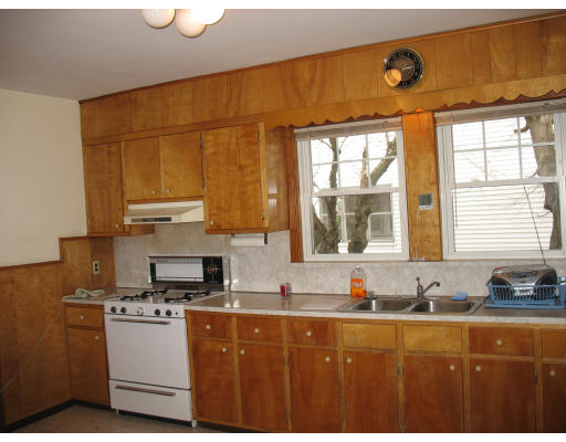 6 Lenglen Road, Unit 1 Newton, MA 02458 - Photo 2 of 5 Gallery Image 2