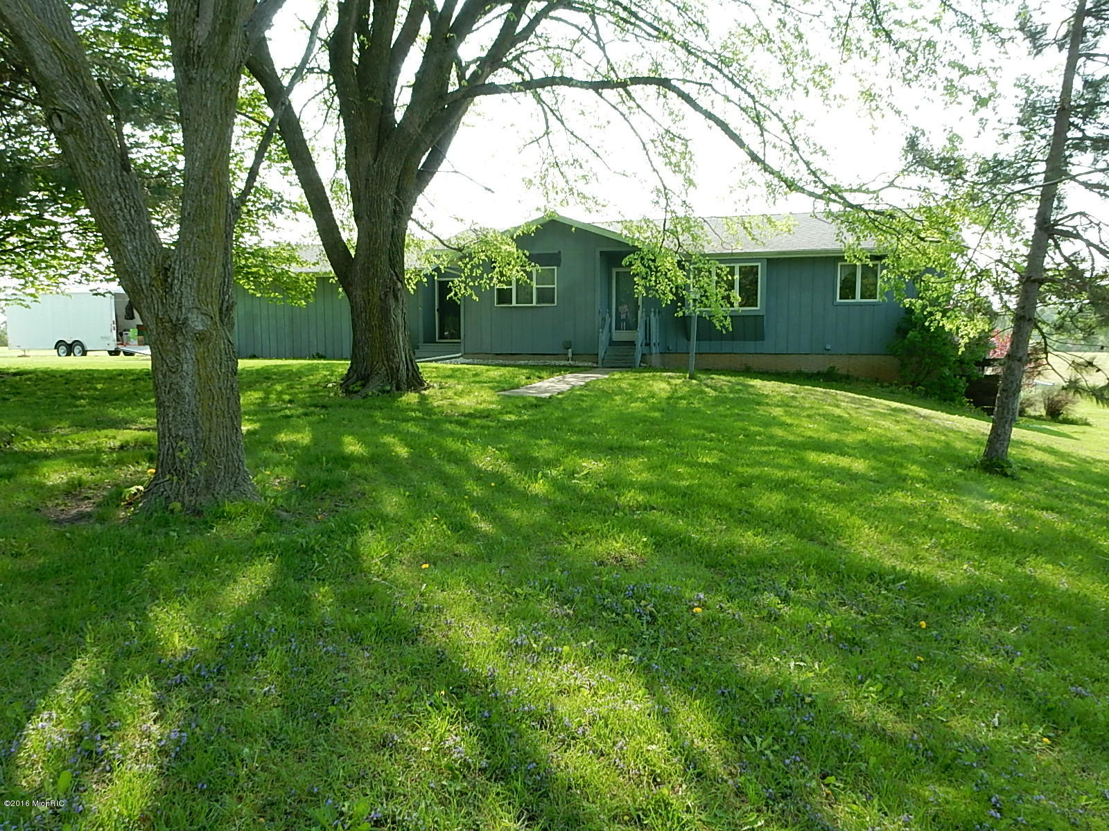 11710 Jackson Road Clarksville, MI 48815 - Photo 1 of 10 Front