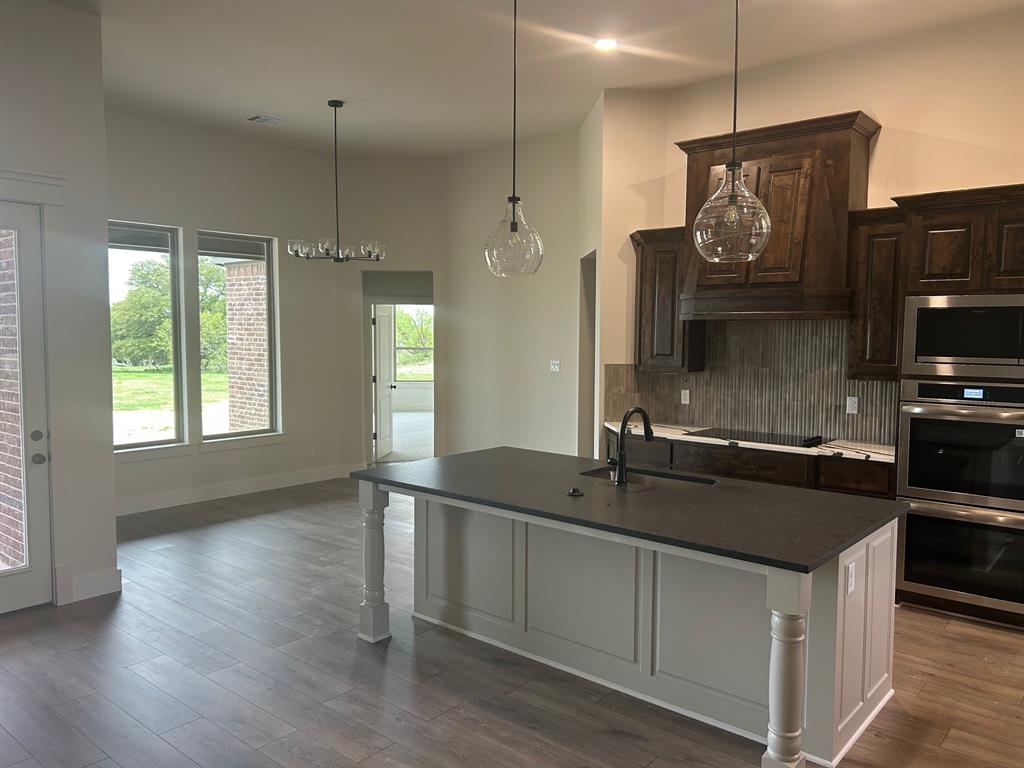 517 Longhorn Lane Springtown, TX 76082 - Photo 3 of 4