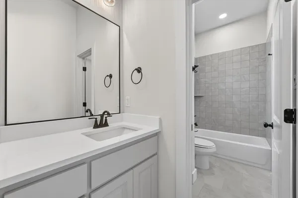 $580,000 | 517 Longhorn Lane, Springtown, TX 76082