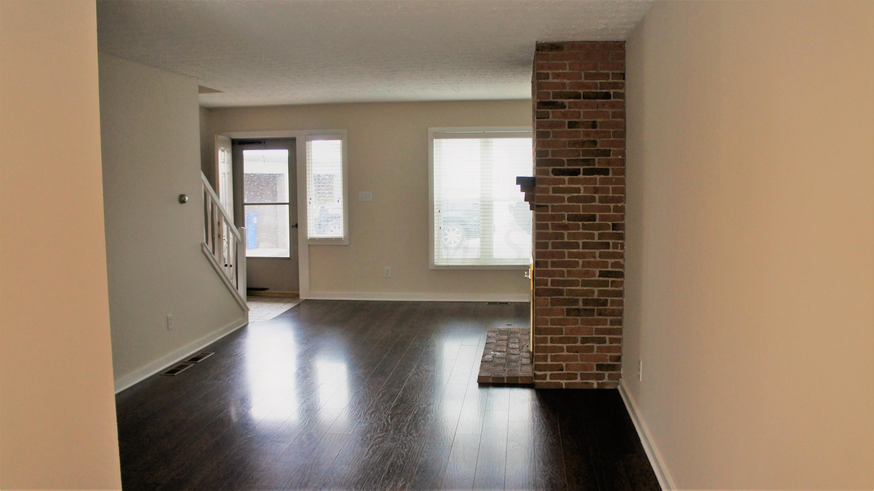 374 Edinburgh Road Dublin, OH 43017 - Photo 7 of 19 Gallery Image 7