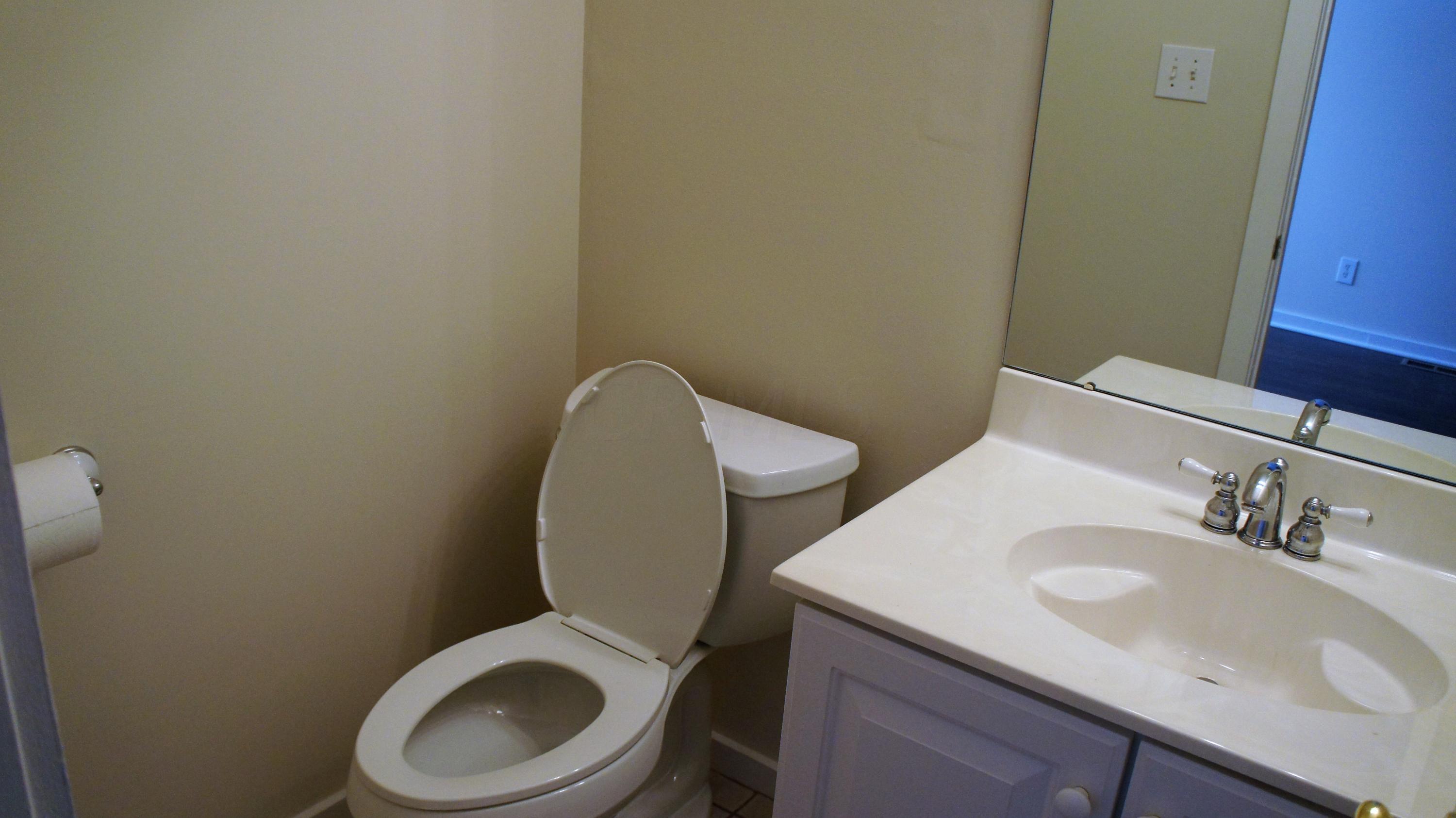 374 Edinburgh Road Dublin, OH 43017 - Photo 8 of 19 Gallery Image 8
