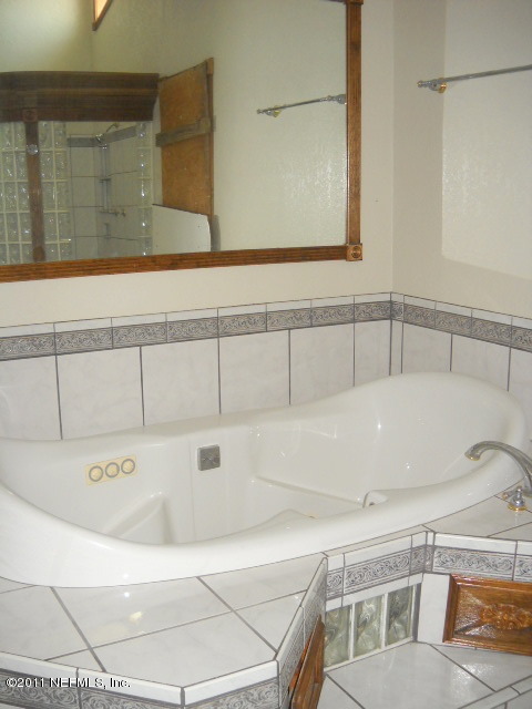 4445 Port Arthur Road Jacksonville, FL 32224 - Photo 13 of 43 Master Bath