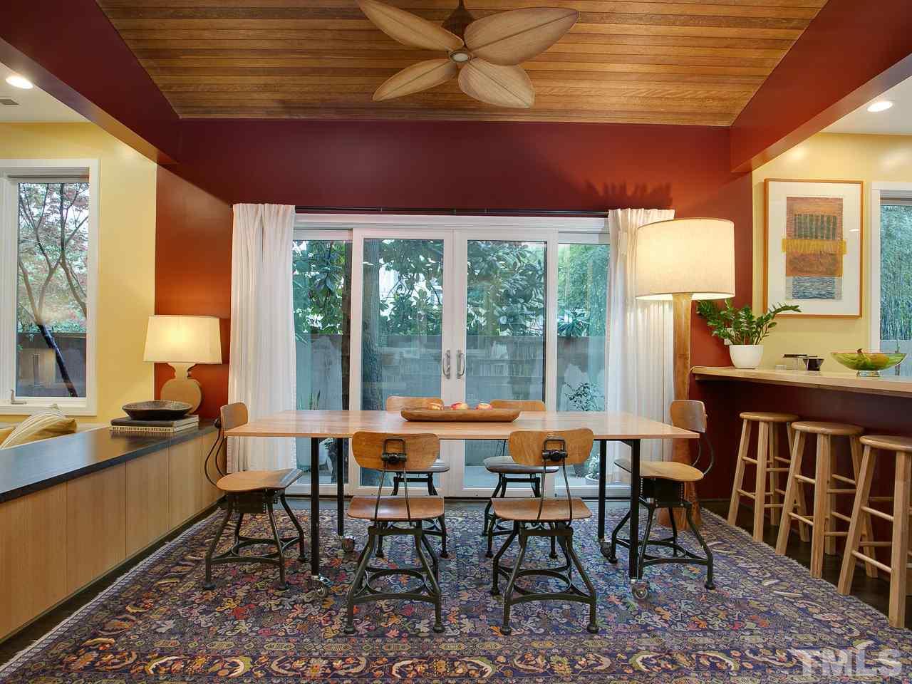 113 Hillcrest Road Raleigh, NC 27605 - Photo 10 of 30