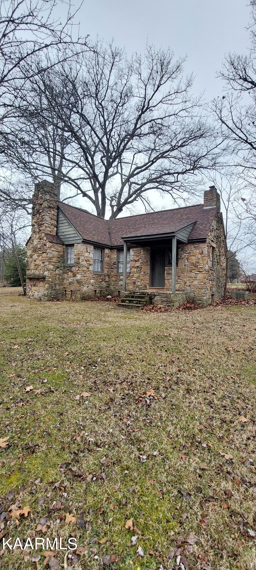 135 Short Sawmill Road Crossville, TN 38555 - Photo 6 of 18 20230109_084639