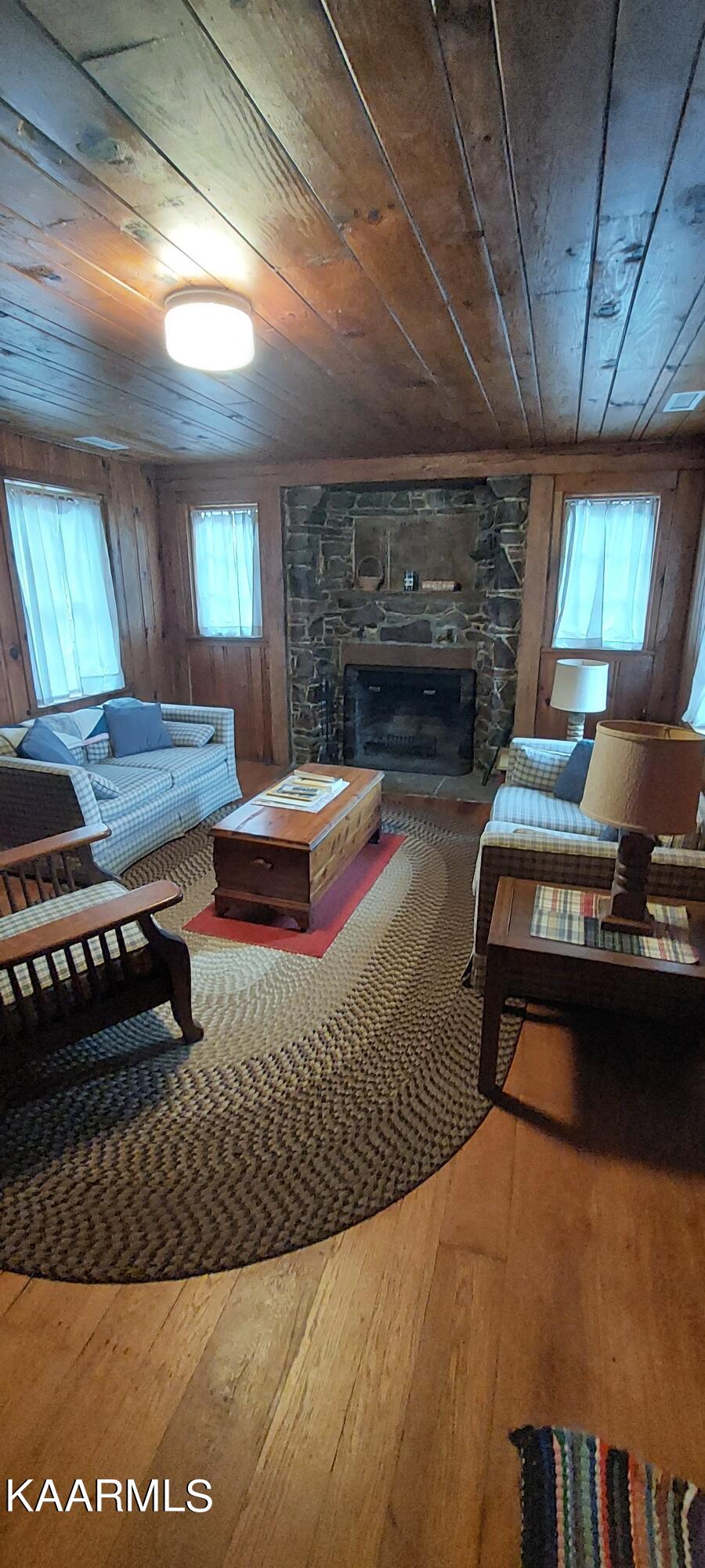 135 Short Sawmill Road Crossville, TN 38555 - Photo 9 of 18 20230109_084756