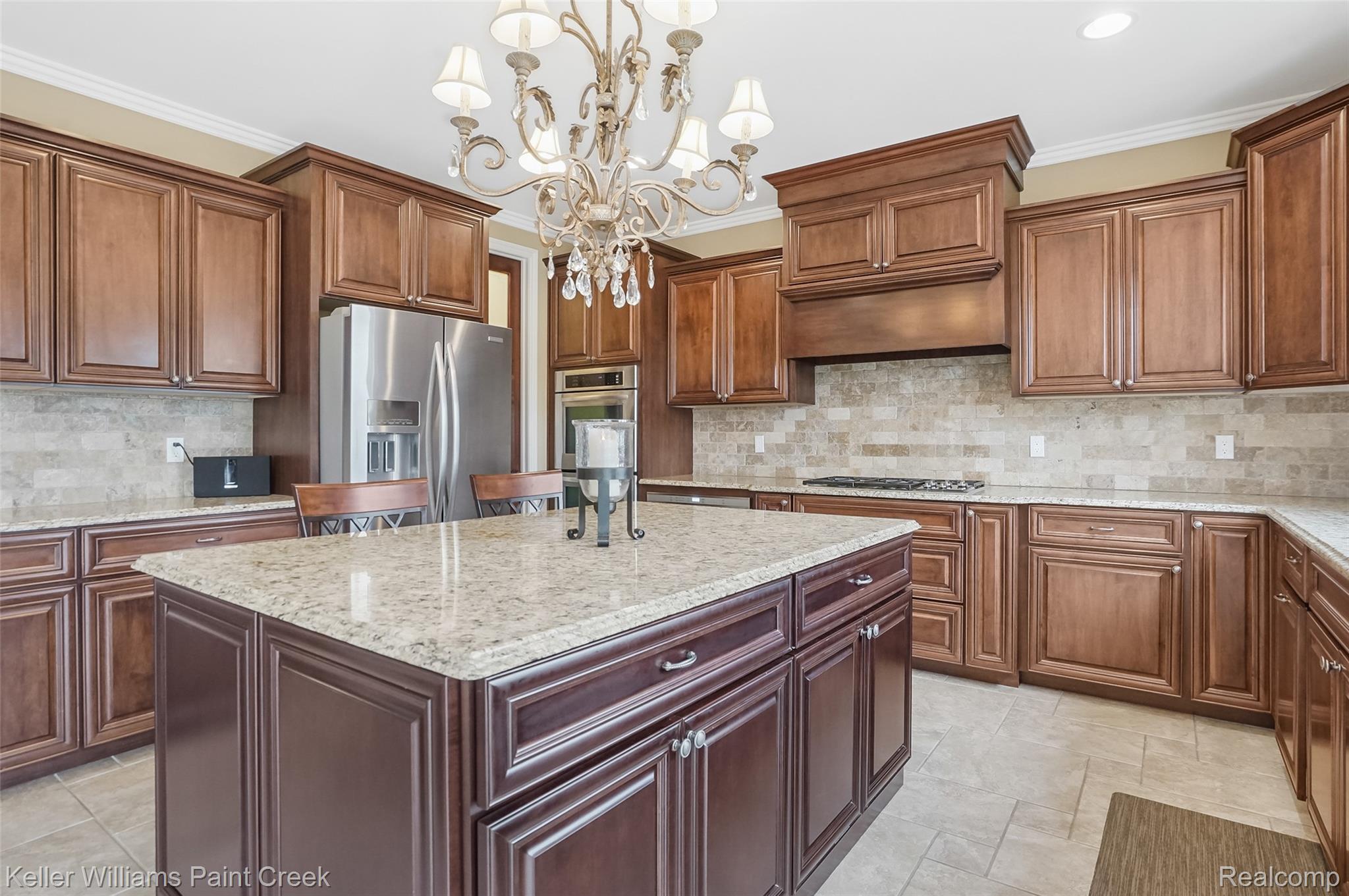 2757 North Addison Circle Rochester, MI 48306 - Photo 27 of 67 DSC07074.jpg