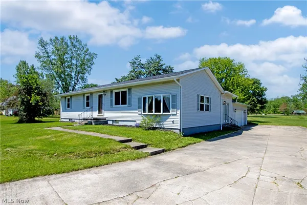 $314,900 | 7616 Spencer Road, Homerville, OH 44235