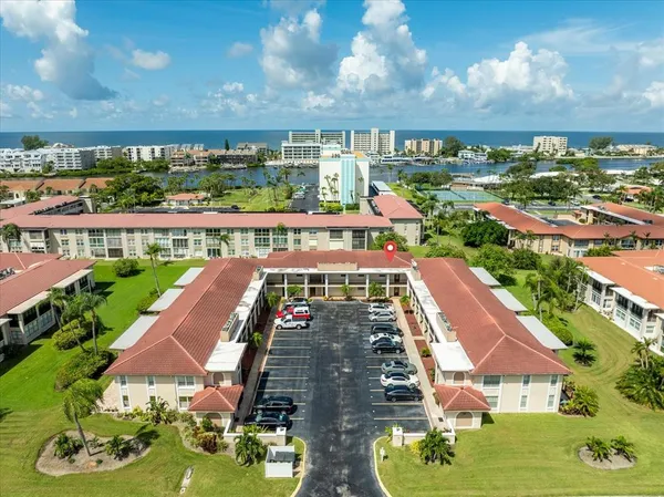 $199,500 | 10280 Imperial Point Drive West, Unit 21, Largo, FL 33774