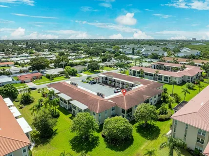 $189,500 | 10280 Imperial Point Drive West, Unit 21, Largo, FL 33774