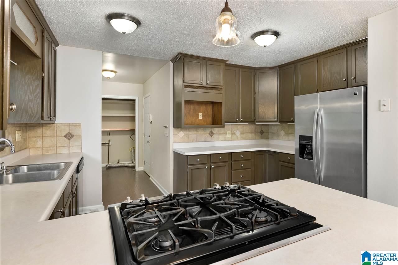 6592 Old Springville Road Pinson, AL 35126 - Photo 9 of 21