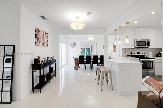 $875,000 | 8550 North Miami Avenue, El Portal, FL 33150