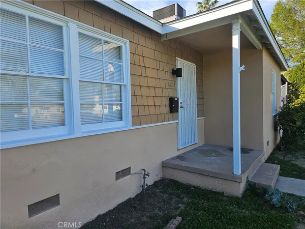 a view of front door and porch
