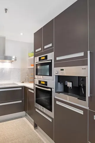 $5,950 | 680 North Lake Shore Drive, Unit 1105, Chicago, IL 60611