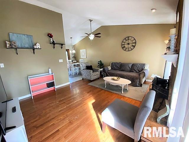 81 McCarthy Drive Springfield, IL 62702 - Photo 6 of 24
