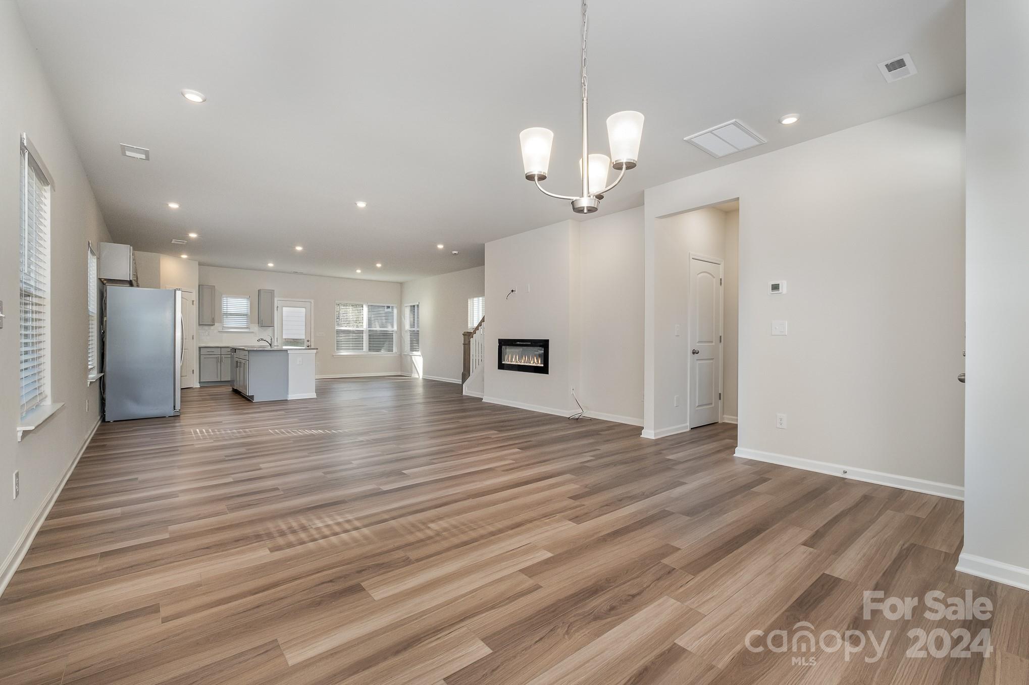 9142 Ramsford Road Charlotte, NC 28227 - Photo 6 of 24