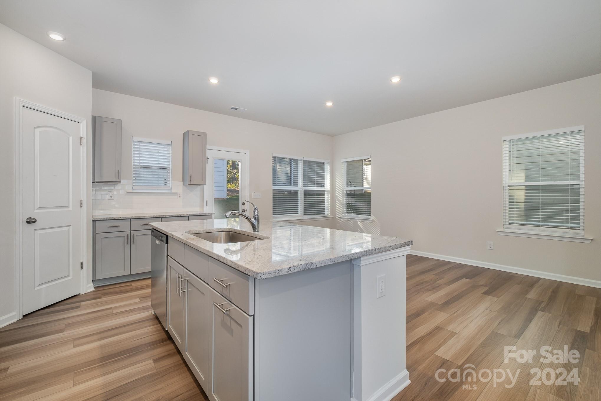 9142 Ramsford Road Charlotte, NC 28227 - Photo 10 of 24