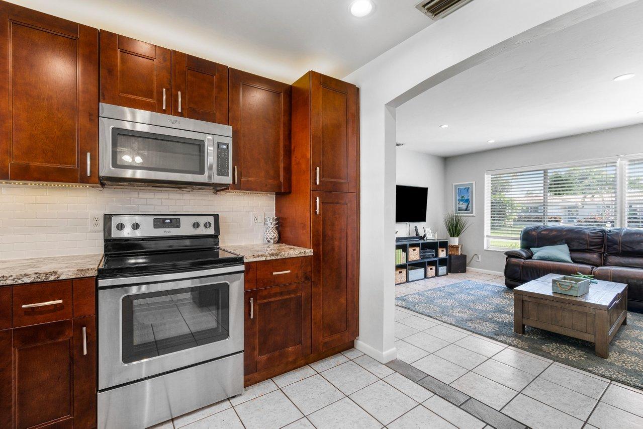 381 Northeast 23rd Way Boca Raton, FL 33431 - Photo 8 of 27 Kitchen