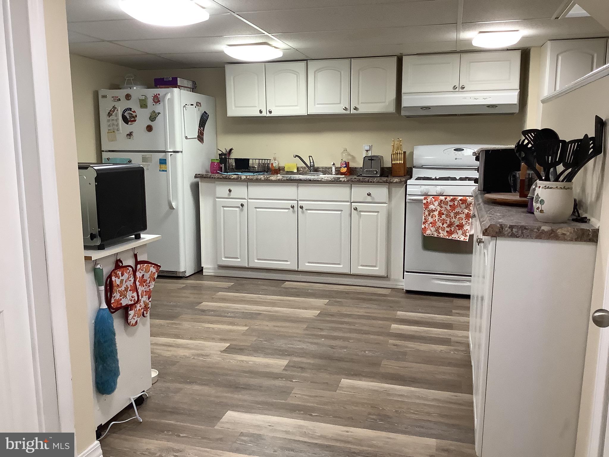 32 Warren Road Baltimore, MD 21221 - Photo 12 of 42 Kitchen in Lower Level