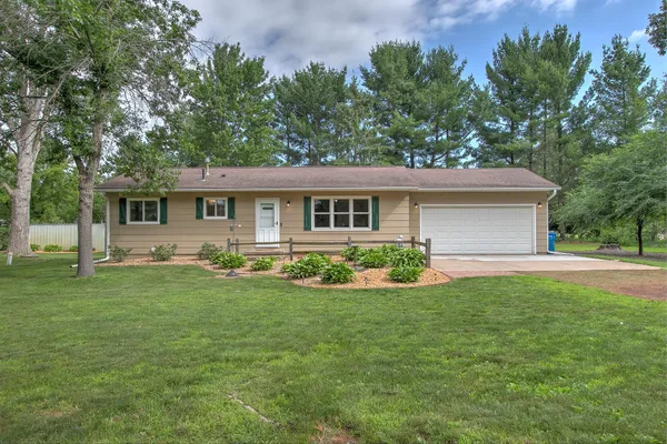 $389,900 | 9793 301st Avenue Northeast, North Branch, MN 55056