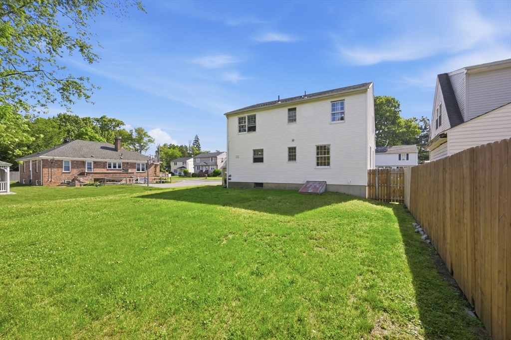 164 Arnold Avenue Springfield, MA 01119 - Photo 42 of 42