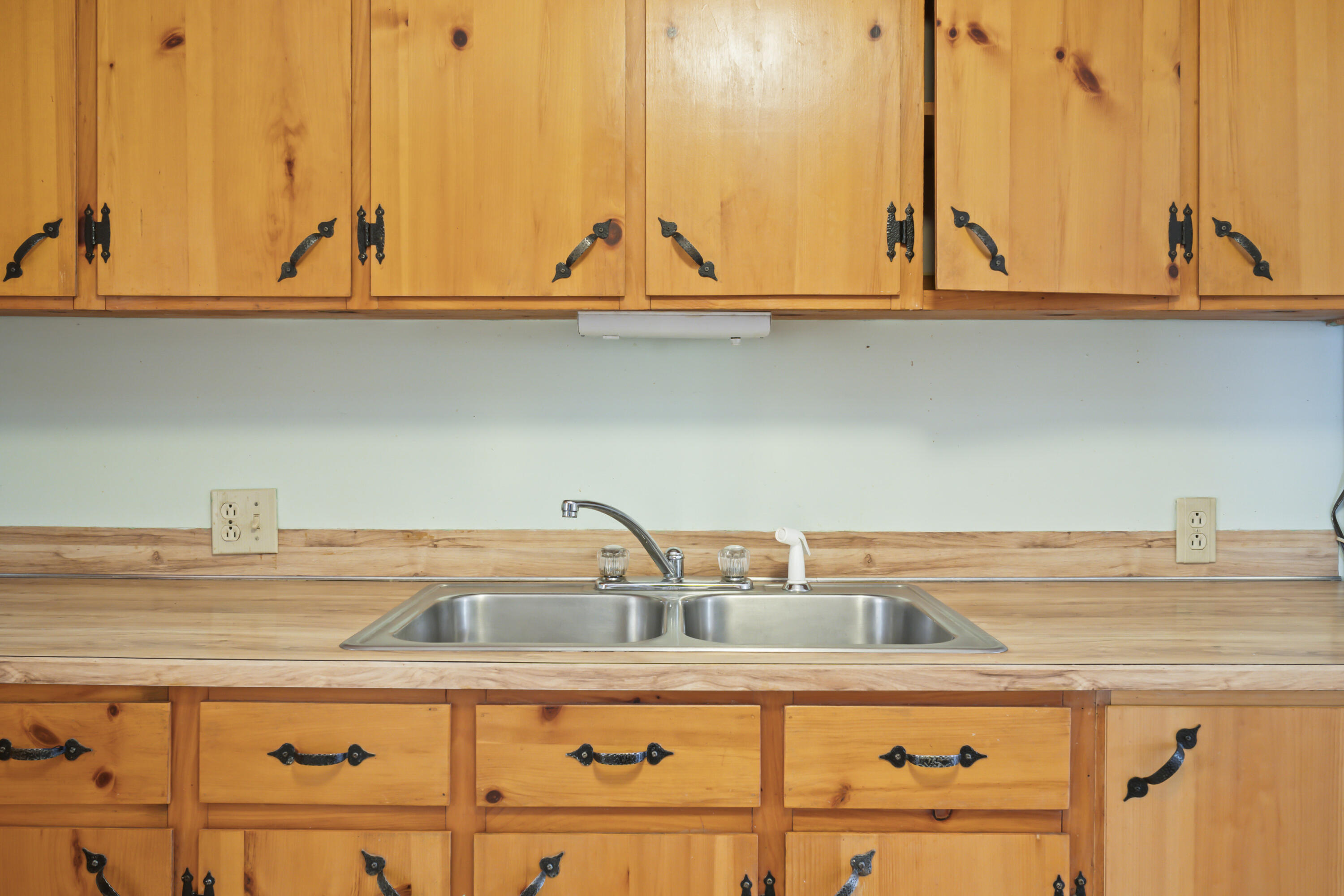 8 River Street Berwick, ME 03901 - Photo 7 of 42 8 River St_126