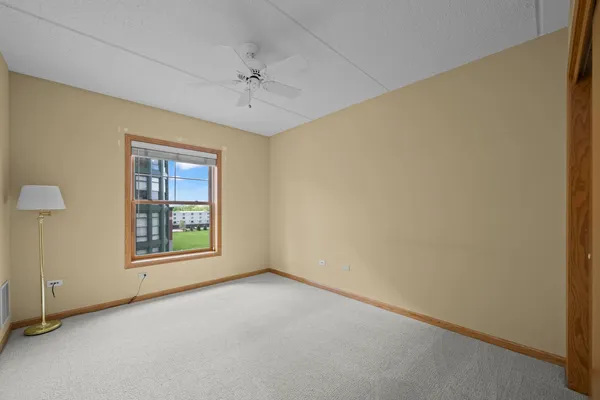 $425,000 | 200 West Campbell Street, Unit 502, Arlington Heights, IL 60005