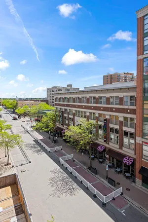 $425,000 | 200 West Campbell Street, Unit 502, Arlington Heights, IL 60005