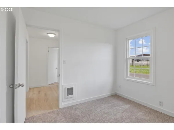 $339,000 | 704 Southwest 16th Avenue, Albany, OR 97321