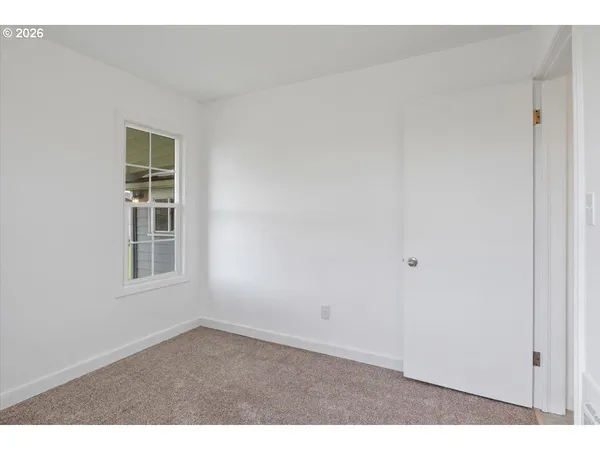 $339,000 | 704 Southwest 16th Avenue, Albany, OR 97321