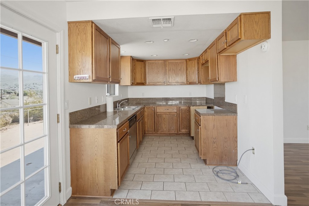 61861 Morningside Road Joshua Tree, CA 92252 - Photo 11 of 24