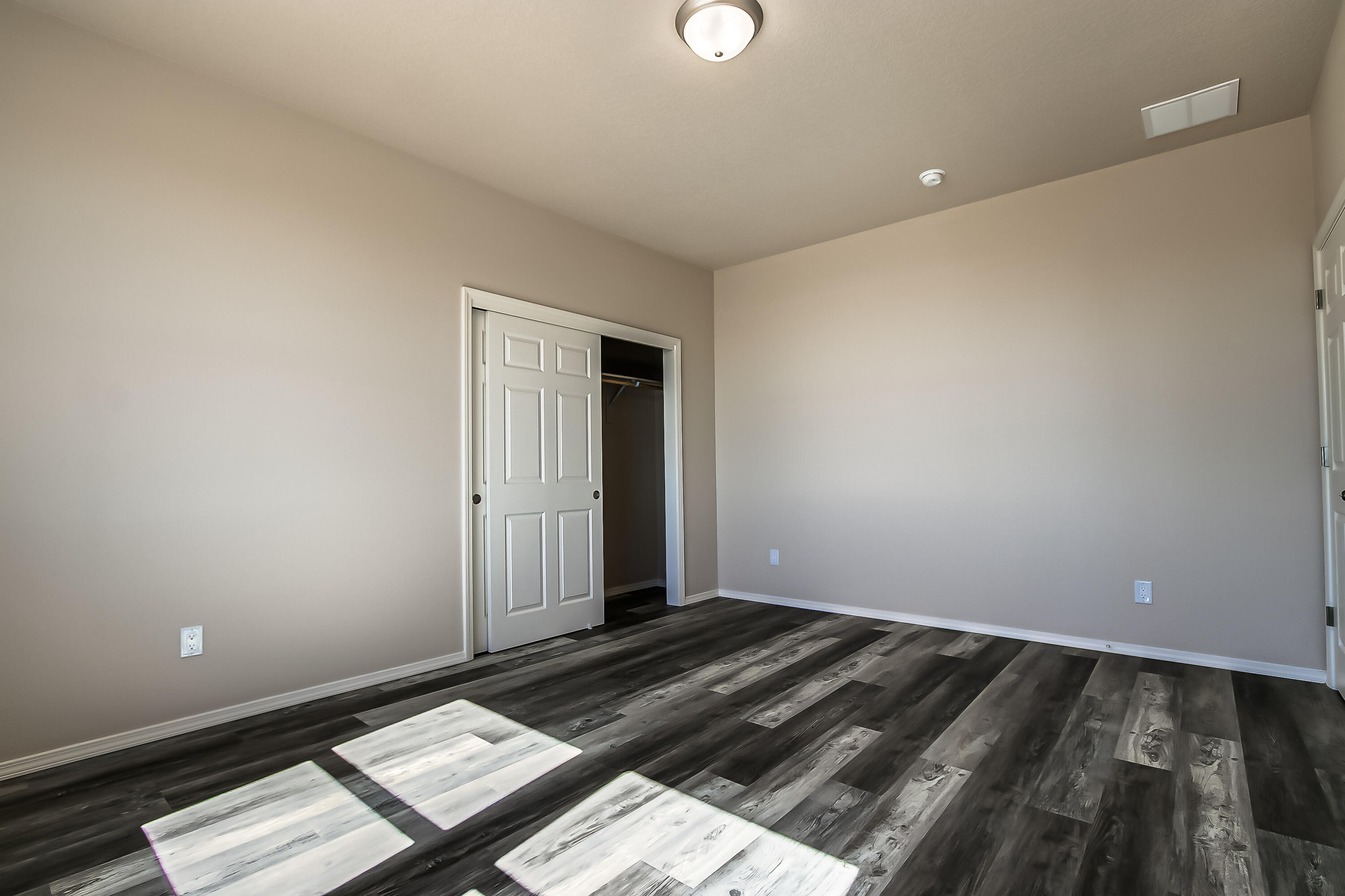 32 2nd Street Northeast Rio Rancho, NM 87124 - Photo 34 of 53 Gallery Image 34