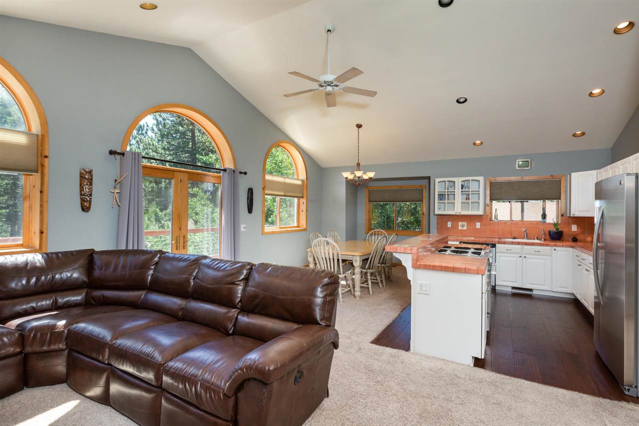 11903 Ski Run Road Truckee, CA 96161 - Photo 3 of 14 Gallery Image 3