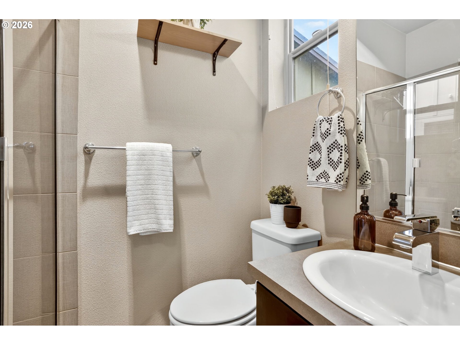 4309 Southeast Division Street, Unit B Portland, OR 97206 - Photo 19 of 42