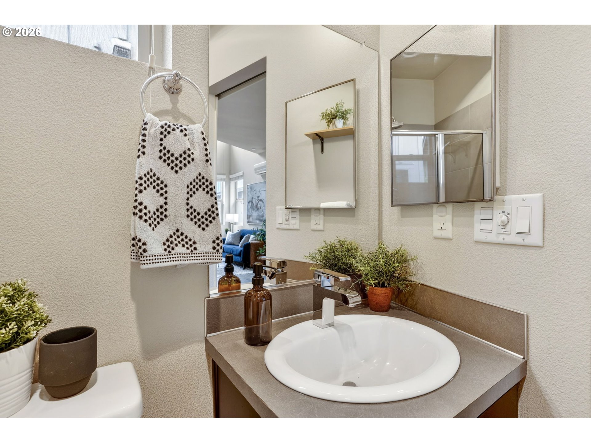 4309 Southeast Division Street, Unit B Portland, OR 97206 - Photo 20 of 42
